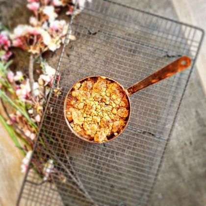 Crumble aux Pommes, Miel & Cannelle