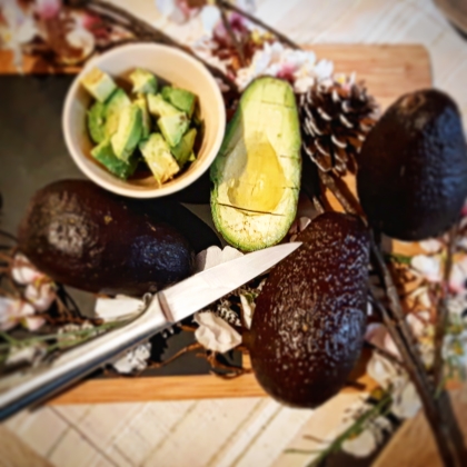 Découper un Avocat en Cubes