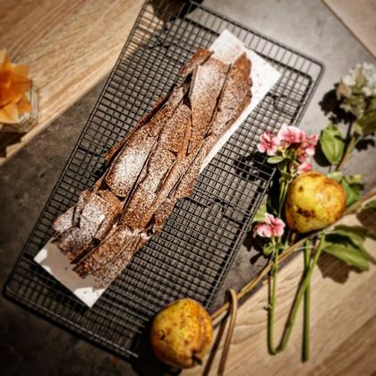 Teju Jagua Bûche Chocolat Noir, Poire et Tonka